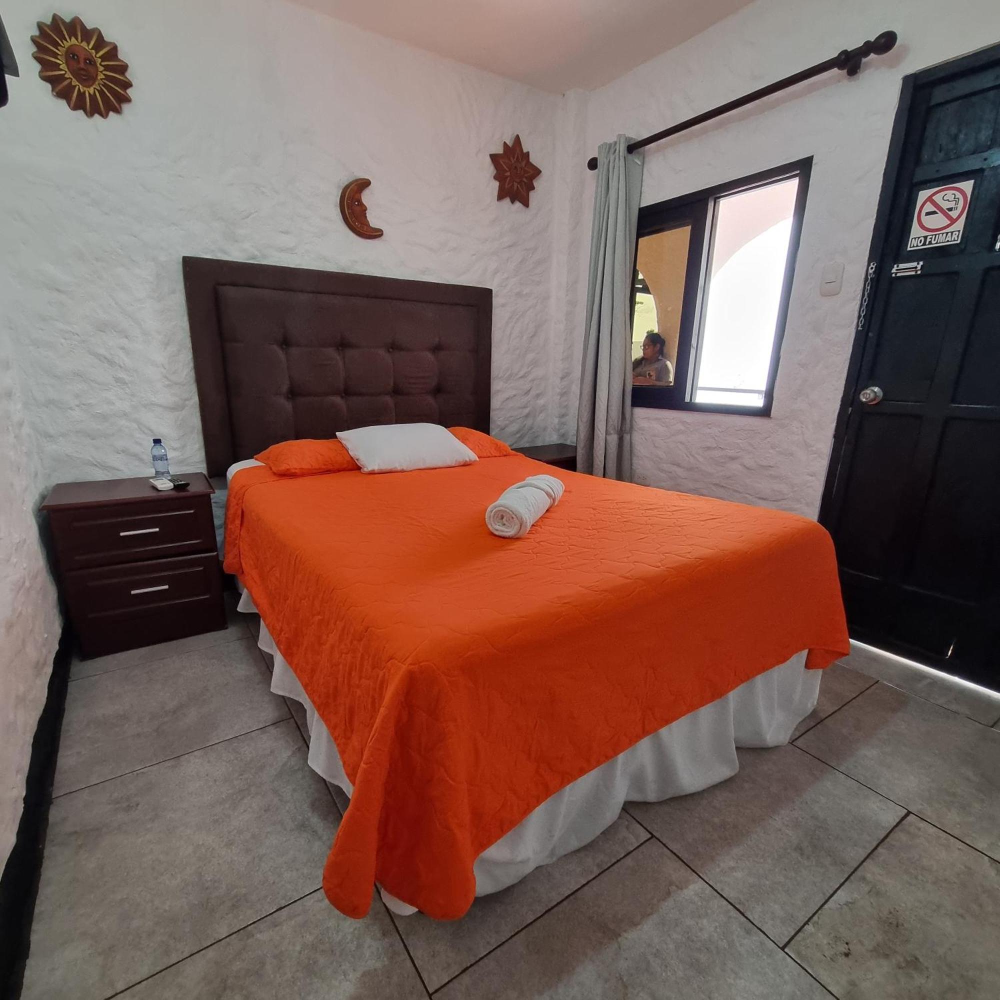 Hotel Mi Paraiso Rio Dulce Castillo de San Felipe Eksteriør billede