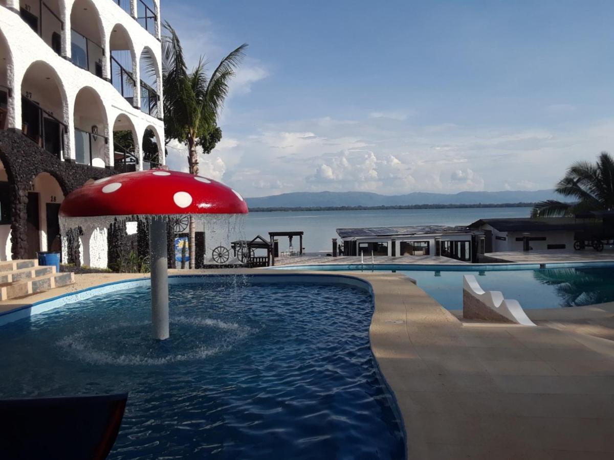 Hotel Mi Paraiso Rio Dulce Castillo de San Felipe Eksteriør billede