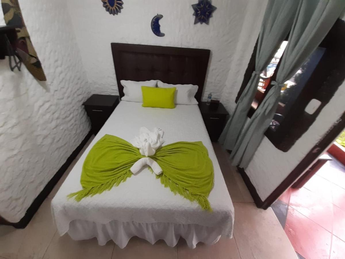 Hotel Mi Paraiso Rio Dulce Castillo de San Felipe Eksteriør billede